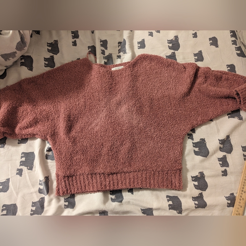 Fuzzy Cropped Pink Sweater - Picture 4 of 7